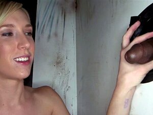 Maia Davis Gloryhole - Anal Glory Hole porno y videos de sexo en alta calidad en ElMundoPorno.com