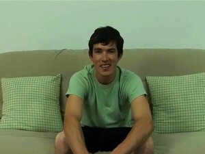 Un Mec Baise Une Bite Gay Pour De L'argent, Sexe Gay Partie 2