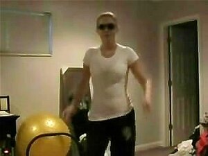 Love Me Girl That Can Dance Like This