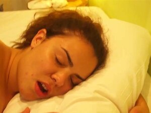 Mia And HER 1ST ANAL CLIMAX. That Babe Loves 'em Large!