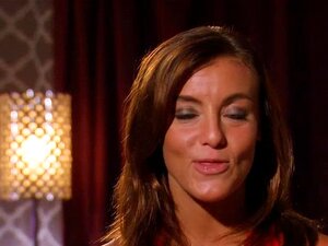 Parit Vaihtavat Kumppaneita Ja Nauttivat Orgioista Törkeän Pelin Jälkeen