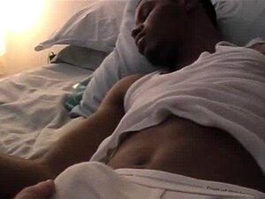 Gorący Twink Powoli ściągnąłem Prześcieradło I Chociaż Brendan Nie Był
