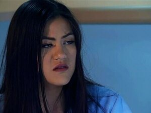 Saksikanlah Ia Memperlihatkan Keterampilannya Yang Luar Biasa Dalam Seni Kenikmatan, Membuat Anda Menginginkan Lebih. Jangan Lewatkan Pertemuan Basah Dan Liar Ini!