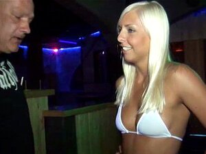 Duitse Magere Schat Hooker Wordt Geneukt Door Oud