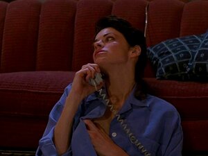 Patricia Charbonneau Naken - Ring Meg