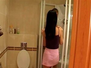 Söpöläinen Saa Tiukan Makean Pillunsa