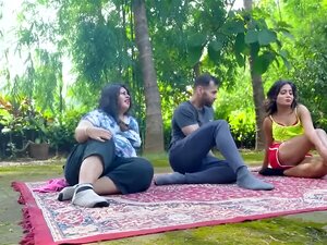 Seductive Voluptuous MILF Satisfies Insatiable Client's Desires In Wild Encounter!