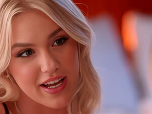 Гледајте како убијени Јазлин и Лилли тренутно уживају у игри са страпоном и играчкама! - Јазлин, играчке, дилдо Порно-убијене Јазлин и Лилли уживају у игри са страпоном и играчкама