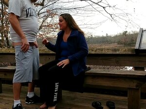 U Međuvremenu, U Parku Za Brzu Jebačinu...!