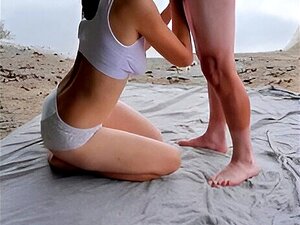 Пољски порно-странац се јебе на плажи на јавном месту