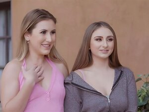 Milfs Mit Dicken Titten Laden Neue Nachbarn Ein Und Unterhalten Sich Zu Viert.Die Lesben Küssen Sich Und Die Vollbusigen Pumas Bekommen Muschi Geleckt Und Facesitting.Das Kleine Tittenluder Leckt Und Fingert Ihre Heiße Frau, Bevor Es Ihren Blonden Nachbar