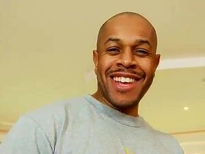 Analny Demon Ze Wschodu, Yiki, Piękna I Egzotyczna Laska To Prawdziwy Maniak Dupy. Uwielbia Być Pieprzona Przez Tylne Drzwi, Ale Niech Będzie Szczery, Ten Tyłek Pragnie Pieprzenia. Dziś Yiki Dostanie Tak Pożądane Pieprzenie Od Dużej, Soczystej, Bla