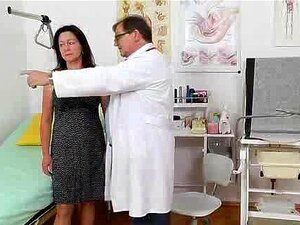 Brunetka Mama Sika Na Egzamin Z Dziurki