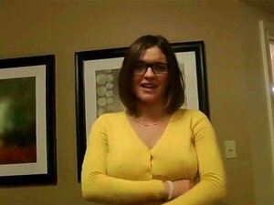 Fresh Sexy Busty Girl In Glasses Rough Homemade Fuck