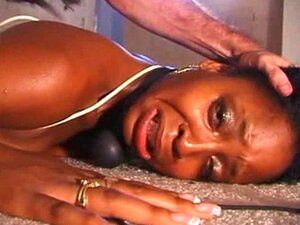 Ebony Babe Is Fucking Crying From The Pleasant Pain Porn