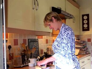 AuntJudys - 58-letnia Gospodyni Domowa Molly Wali Ci Konia I Ssie Twojego Kutasa (POV)