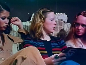 Vintage Lesbian Scene