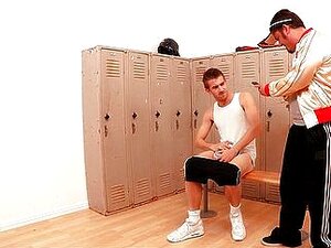 Bonnie Rotten šprica Na Debelom Kurcu