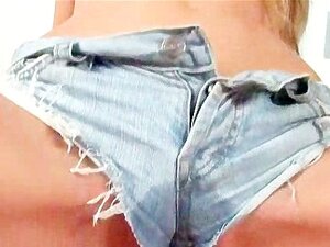 Skönhet Sötnos Pissar På Jeanstrosor