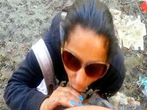 Zuig Me Af In Het Openbaar