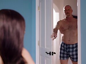 Stiefvader ' S Wellustige Ontmoeting Met Jojo & Haar Grote Buit