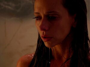 Jennifer Love Hewitt – Lista Klientów (S2E07)