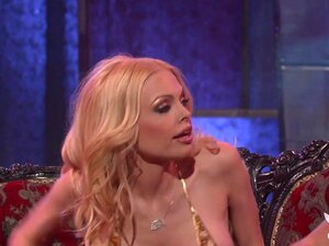 LLAMADAS NOCTURNAS, Temporada #1 Ep.36, Frases Fálicas Se Deslizan Más Allá De Los Labios De Jesse Y Kirsten En Este Episodio De Llamadas Nocturnas. A Las Chicas No Solo Les Encanta Decir Palabras Sucias, Les Gusta Vivirlas