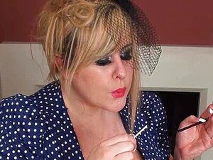 Elegancka Lady Leah Pali