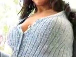 Лела Стар против господина Маркуса М27