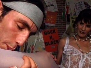 Heet En Geil Rijp Teefje Wordt Nat