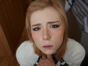 Школарка са гушењем, неуредним дубоким грлом и спермом у грлу