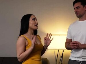 Menikah Latina Gabi Paltrova mendapat pijatan batang besar