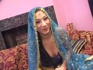 India Naked Girl video porno & seks dalam kualitas tinggi di ...