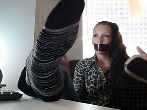 Czarne Skarpetki - Filmy Porno @ PornoKrol.com